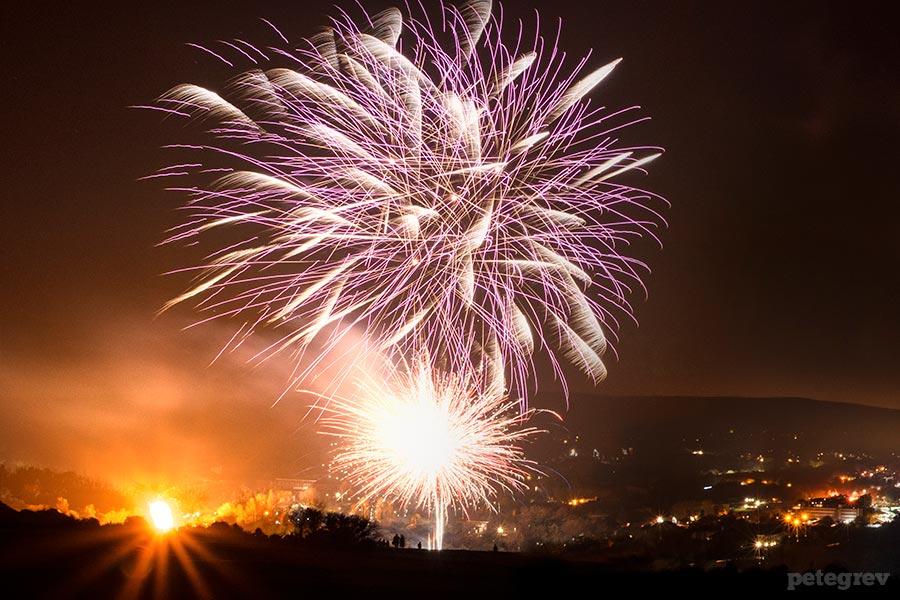 Cliffe bonfire and South Street fireworks